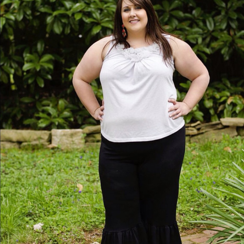 New Plus Sizes Summer Capris Multiple Colors - image 1